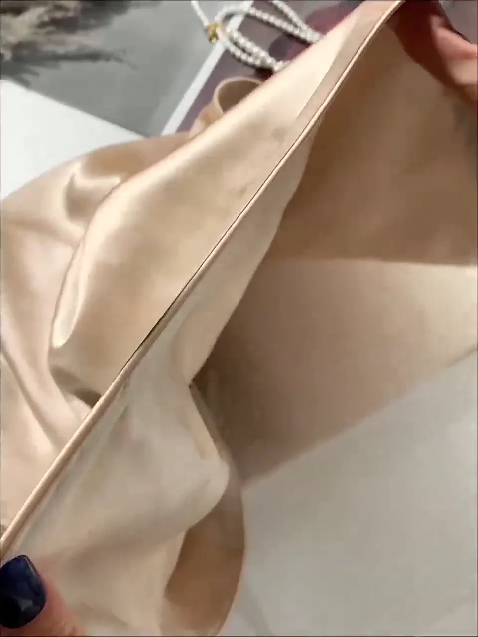 Real ivory silk pillowcase showing the opening edge finish